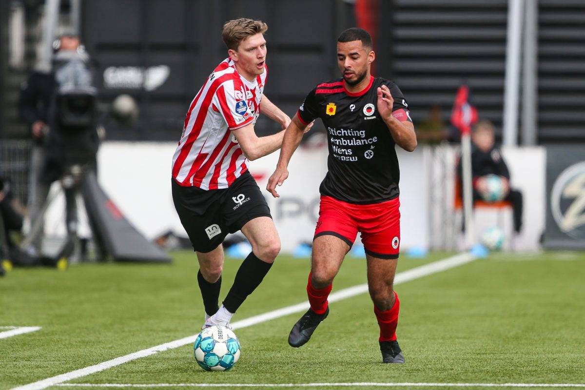 贝纳德斯基 贝纳德斯基