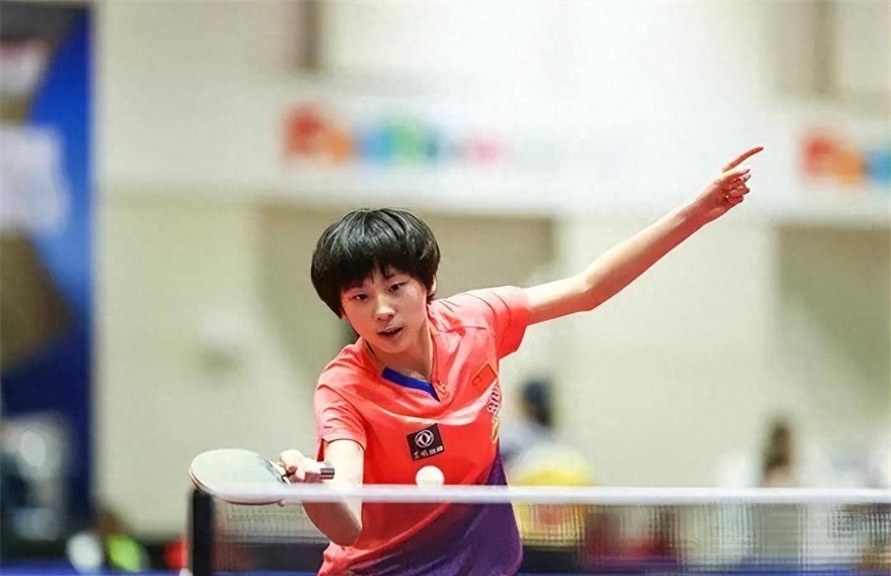 都充满了悬 都充满了悬