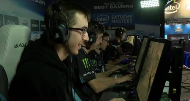 成功击败萨 成功击败萨