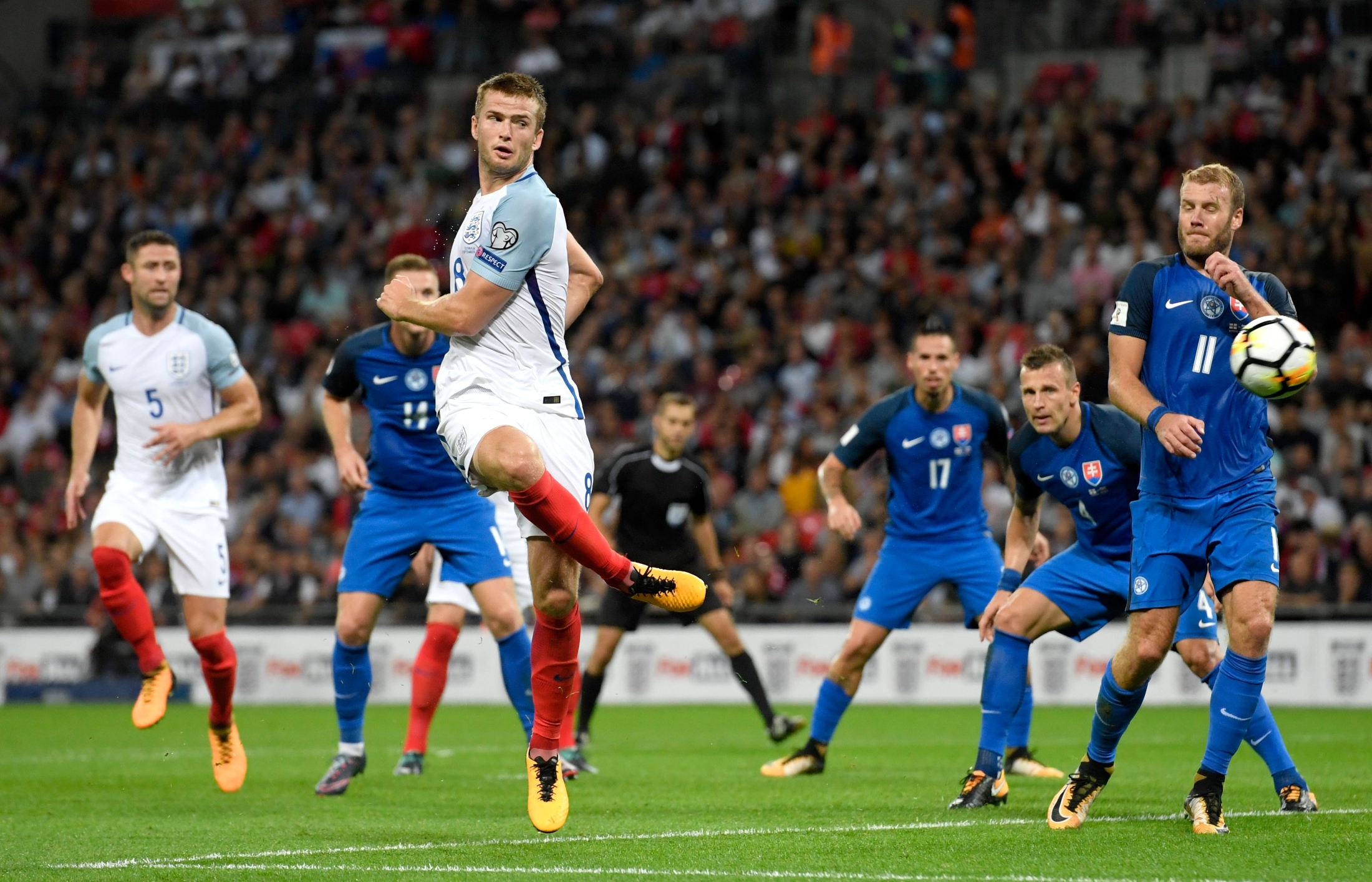 强队在连续 强队在连续