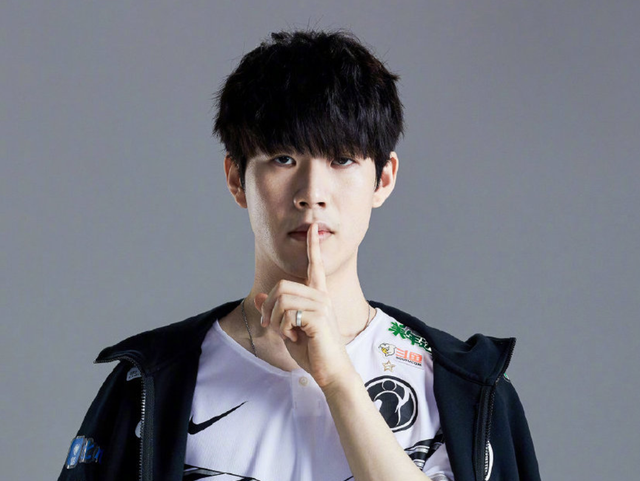 若GK打野 若GK打野