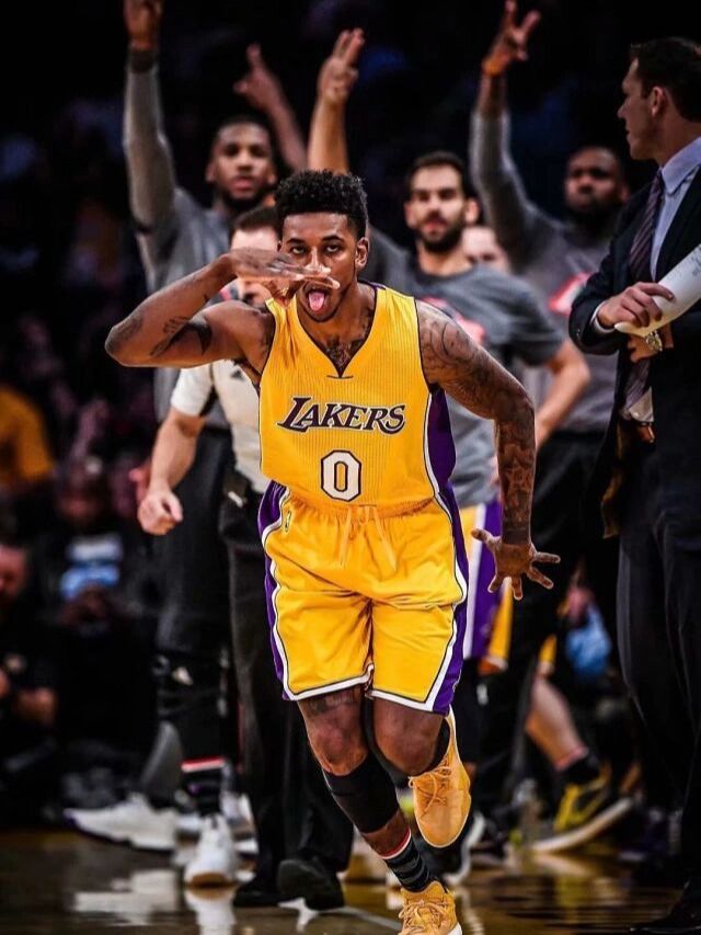 频繁改方向 频繁改方向