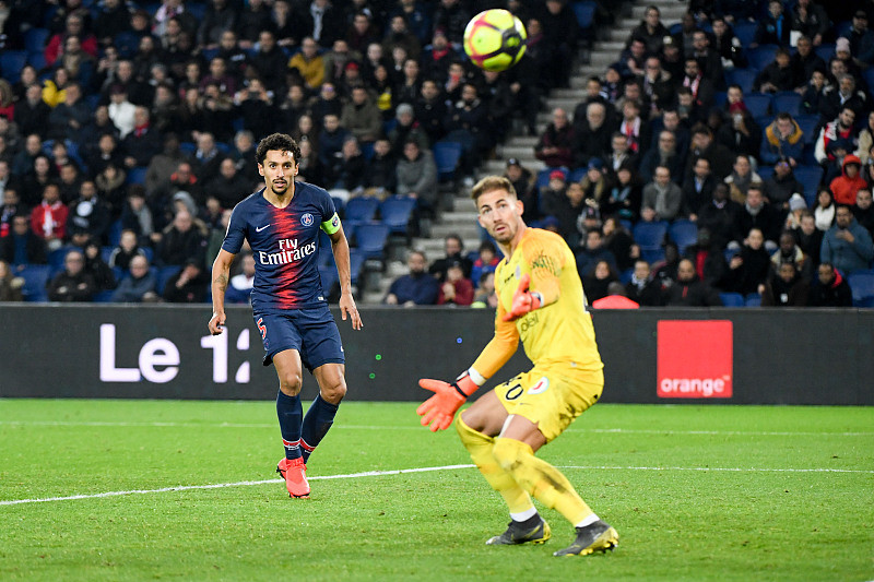 击到空位 击到空位